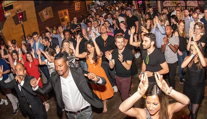 Salsa au Balajo Club — Paris